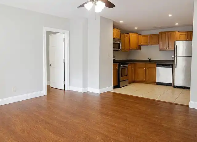 Property at 171 Pine Ave Unit A, Runnemede, NJ, 08078, 2 beds, 1 bath, [object Object]