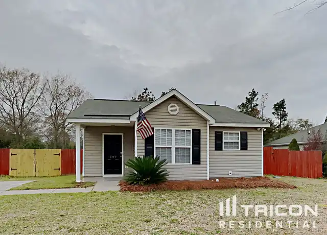 Property at 209 Oakpointe Dr, Lexington, SC, 29072, 3 beds, 2 baths, [object Object]