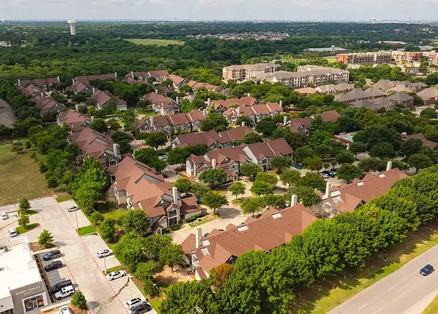 Photo of 1300 Keller Pkwy, Keller, TX 76248