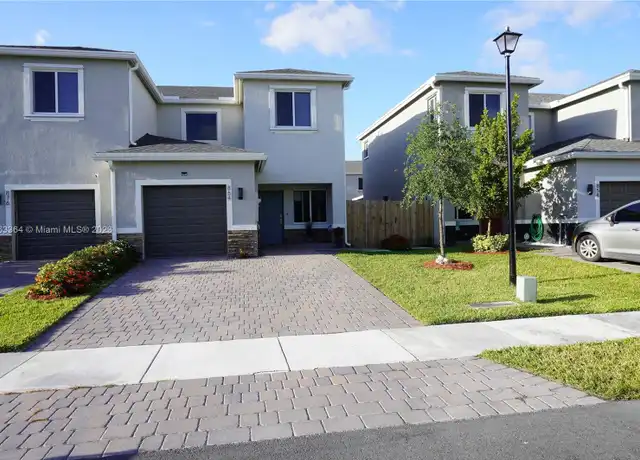 Property at 864 SE 17th Ct, Homestead, FL, 33034, 3 beds, 3 baths, [object Object]