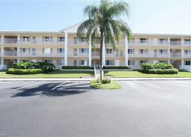 Property at 10686 Gulf Shore Dr Unit A302, Naples, FL, 34108, 2 beds, 2 baths, [object Object]