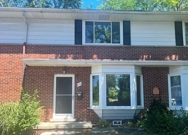 Property at 2604 Rochester Rd #10, Royal Oak, MI, 48073, 2 beds, 1 bath, [object Object]