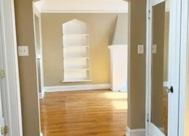 Property at 2232 W Farwell Ave, Chicago, IL, 60645, 1 bed, 1 bath, [object Object]
