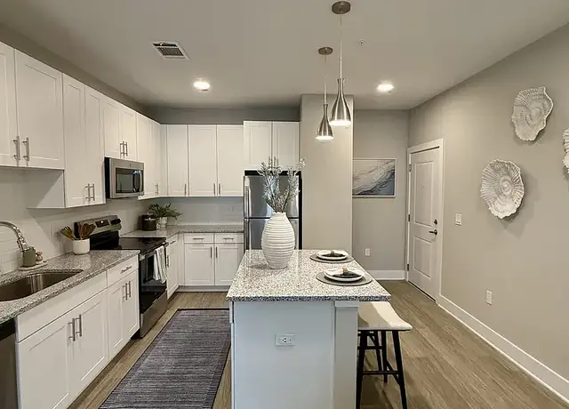 Photo of 350 Laurel Dr, FL 32084