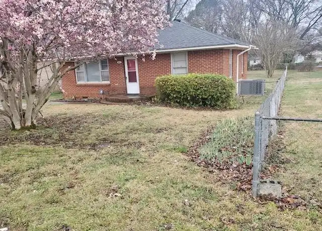 Property at 2611 Kildare St NW, Huntsville, AL, 35811, 2 beds, 1 bath, [object Object]