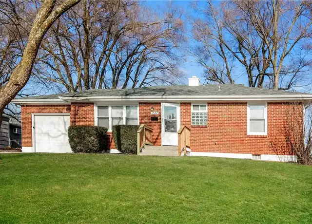 Property at 1502 SW 1st St, Lees Summit, MO, 64081, 3 beds, 1 bath, [object Object]