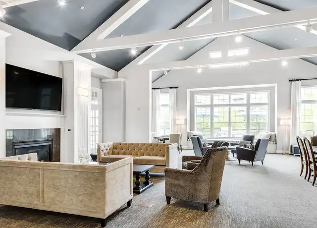 Property at 1 Seven Springs Ln, Burlington, MA, 01803, 1-2 bed, 1-2.5 bath, [object Object]
