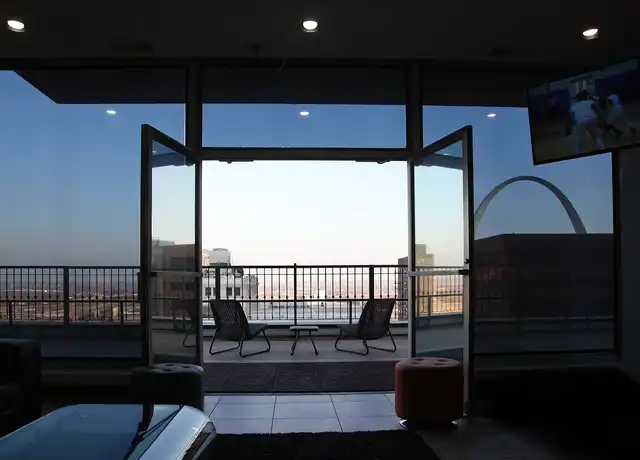 Property at Gallery 515 - 515 Olive St, Saint Louis, MO, 63101, 2 beds, 1-2 bath, [object Object]