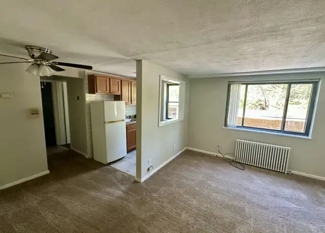 Property at 131 Mount Lebanon Blvd Unit 5, Pittsburgh, PA, 15228, 1 bed, 1 bath, [object Object]