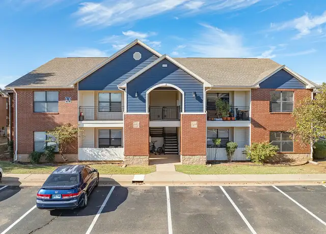 Photo of 2500 Thomas Dr, Edmond, OK 73003