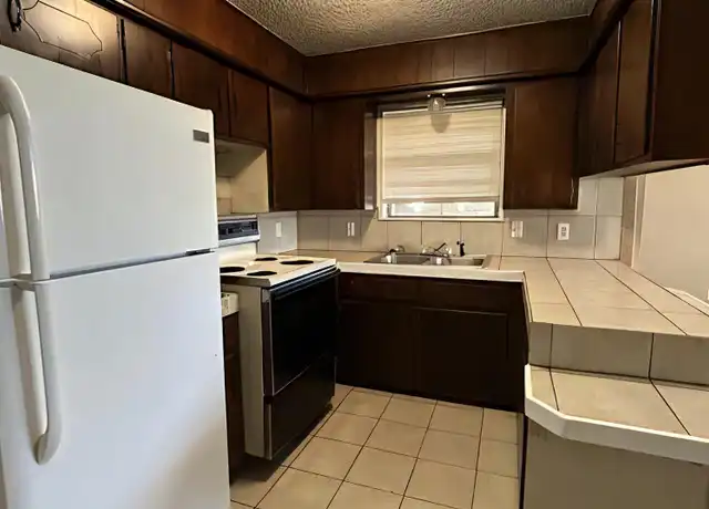 Property at 124 Temple Ave Unit 2, Lubbock, TX, 79415, 1 bed, 1 bath, [object Object]