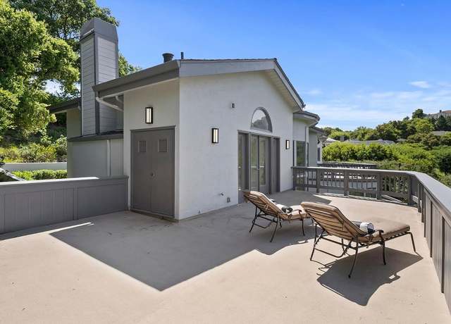 Photo of 12637 Star Ridge Ct, Saratoga, CA 95070