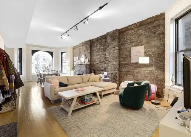 Property at 2249 N Halsted St, Chicago, IL, 60614, 3 beds, 2 baths, [object Object]