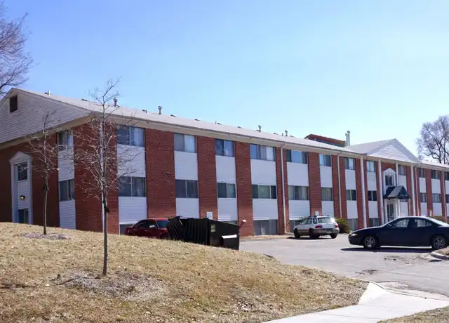 Property at 2717 N 73rd St Unit 101, Omaha, NE, 68134, 1 bed, 1 bath, [object Object]