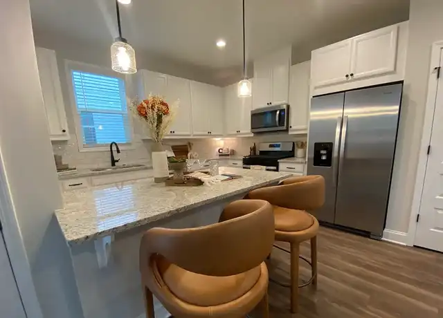 Property at 4705-B Adairview Circle - 4620 Adairview CIR, Alpharetta, GA, 30004, 2 beds, 2 baths, [object Object]