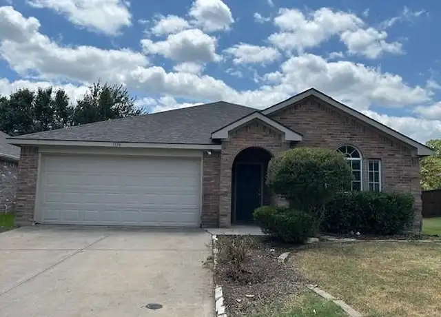 Property at 1136 Edgewater Dr, Azle, TX, 76020, 4 beds, 3 baths, [object Object]
