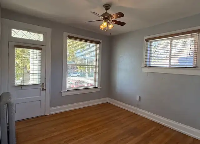 Property at 215 S 300 E Unit 3, Salt Lake City, UT, 84111, 1 bed, 1 bath, [object Object]
