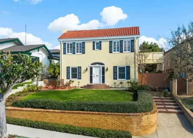 Property at 268 Saint Joseph Ave Unit A, Long Beach, CA, 90803, 2 beds, 1 bath, [object Object]