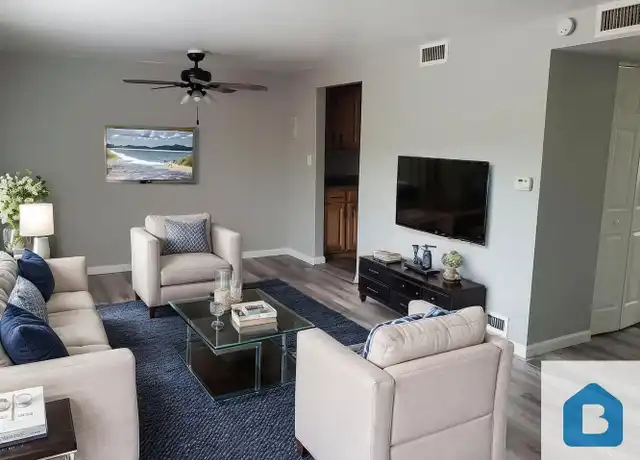 Property at 423 E Fountain Pl Unit 202, Manitou Springs, CO, 80829, 2 beds, 1 bath, [object Object]