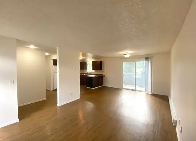 Property at 1001 Emma Ave Unit 303, Coeur d'Alene, ID, 83814, 2 beds, 1 bath, [object Object]