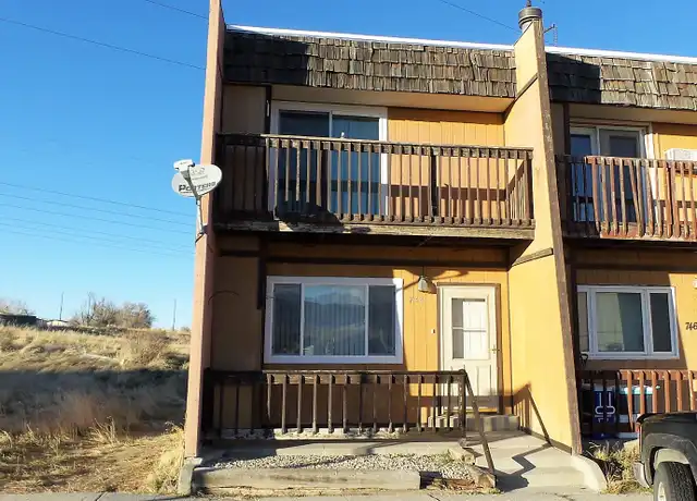 Property at 748 Badger Ln, Mills, WY, 82604, 3 beds, 2 baths, [object Object]