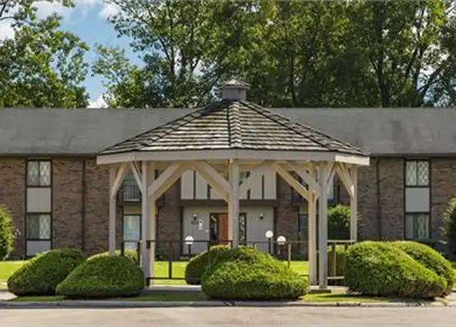 Property at 24338 Country Squire St, Clinton Twp, MI, 48035, 1 bed, 1 bath, [object Object]