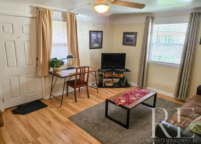 Property at 1217 Burwell St Unit A, Bremerton, WA, 98337, 1 bed, 1 bath, [object Object]