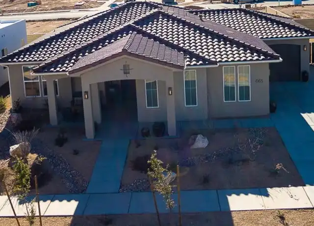 Property at 665 W Fire Sky Dr, Saint George, UT, 84790, 3 beds, 2 baths, [object Object]