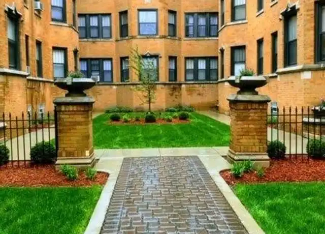 Property at 5164 W Montrose Ave, Chicago, IL, 60641, 1 bed, 1 bath, [object Object]