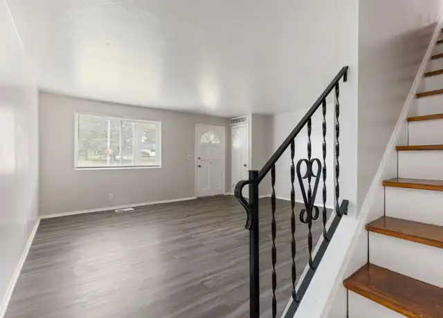 Property at 5568 Perkins Rd Unit 5588 Perkins, Bedford Heights, OH, 44146, 3 beds, 1 bath, [object Object]
