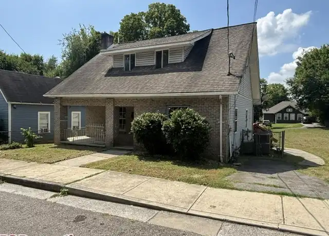 Property at 1630 Wallace St, Knoxville, TN, 37921, 4 beds, 2 baths, [object Object]
