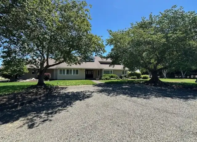 Property at 24425 Oregon 99W, Junction City, OR, 97448, 4 beds, 3 baths, [object Object]