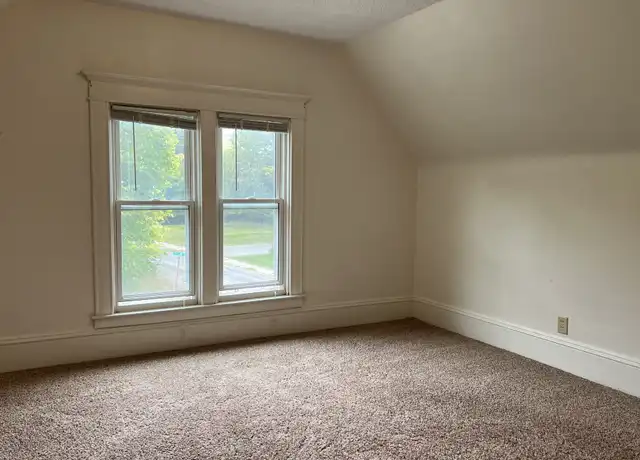 Property at 716 7th Ave N, Fort Dodge, IA, 50501, 1 bed, 1 bath, [object Object]