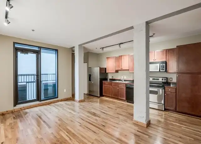 Property at 917 Main St Unit 5224, Houston, TX, 77002, 2 beds, 2 baths, [object Object]
