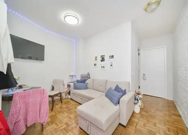 Property at 335 W 43rd St, New York, NY, 10036, 2 beds, 1 bath, [object Object]