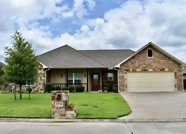 Property at 1729 Round Rock Cir, Sulphur Springs, TX, 75482, 3 beds, 2 baths, [object Object]