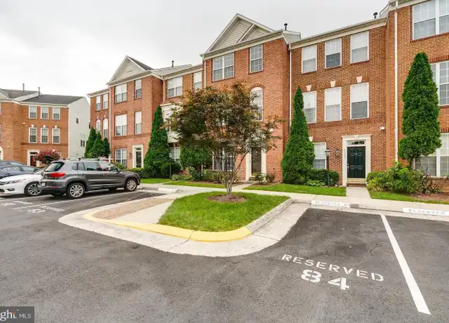 Property at 13129 Park Crescent Cir, Herndon, VA, 20171, 3 beds, 3.5 baths, [object Object]