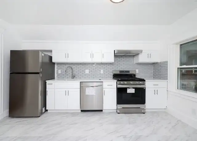 Property at 5 Chauncy St Unit 3, Cambridge, MA, 02138, 3 beds, 1 bath, [object Object]