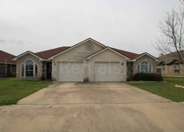 Property at 2012 Schorn Dr Unit B, Killeen, TX, 76542, 4 beds, 2 baths, [object Object]