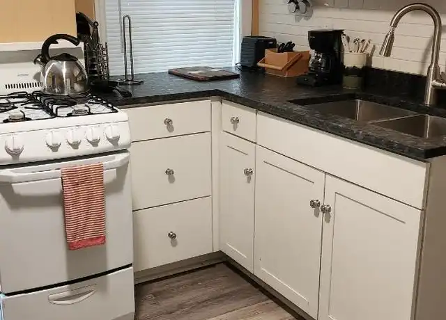 Property at 43 Caledonia Rd Unit 6, Asheville, NC, 28803, 1 bed, 1 bath, [object Object]