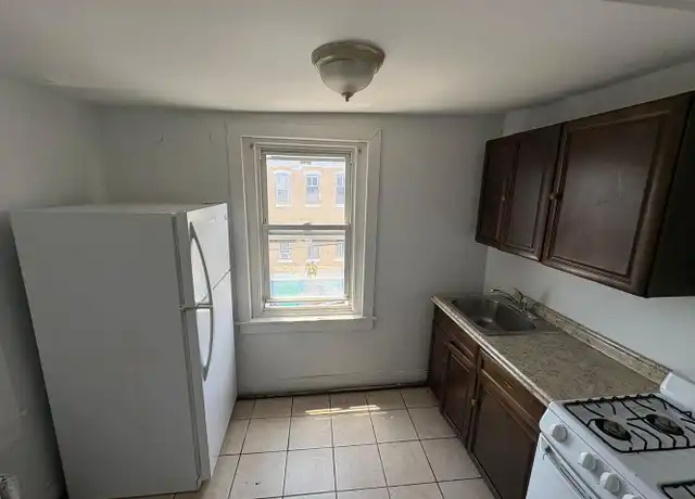 Property at 2901 N 5th St Unit 3RD FLOOR, Philadelphia, PA, 19133, 2 beds, 1 bath, [object Object]