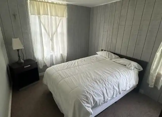 Property at 7860 W Ridge Rd, Fairview, PA, 16415, 1 bed, 1 bath, [object Object]