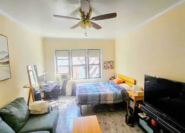 Property at 403 E 73rd St Unit 3D, New York, NY, 10021, 0 beds, 1 bath, [object Object]