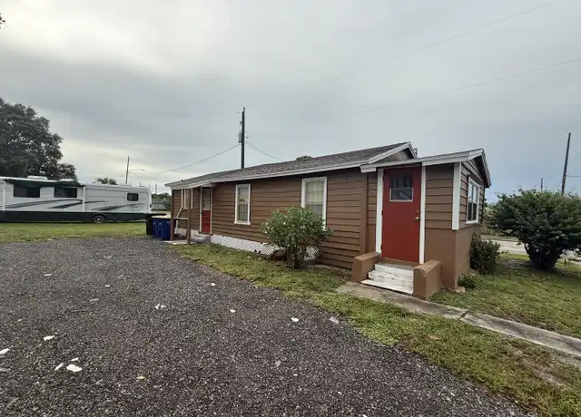 Property at 713 N 19th St, Fort Pierce, FL, 34950, 3 beds, 1 bath, [object Object]