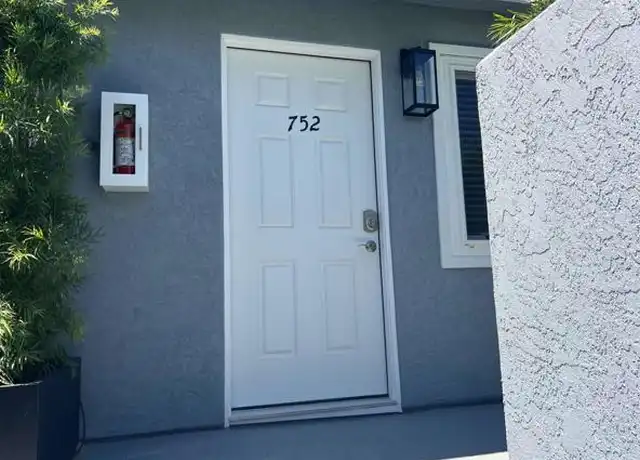Property at 752 E Ave, Coronado, CA, 92118, 1 bed, 1 bath, [object Object]