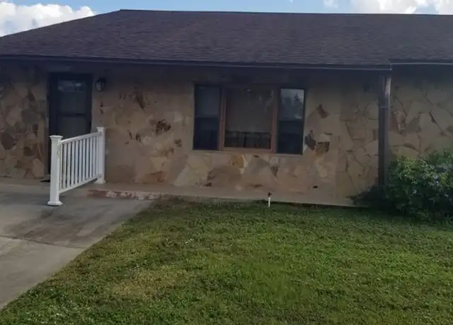 Property at 335 Lake June Dr, Lake Placid, FL, 33852, 3 beds, 2 baths, [object Object]