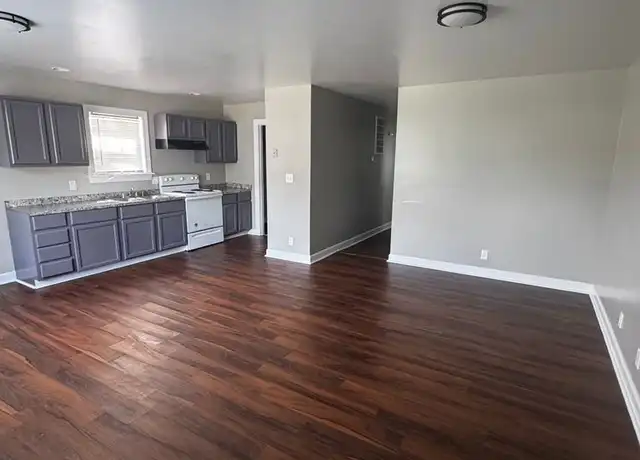 Property at 1540 Beech St Unit A, Louisville, KY, 40211, 3 beds, 1 bath, [object Object]
