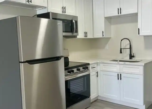 Property at 18 69th St Unit 3B, Guttenberg, NJ, 07093, 1 bed, 1 bath, [object Object]