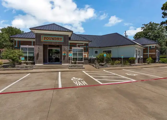 Property at Varsity View - 3400 Varsity Dr, Tyler, TX, 75701, 1-2 bed, 1-2 bath, [object Object]