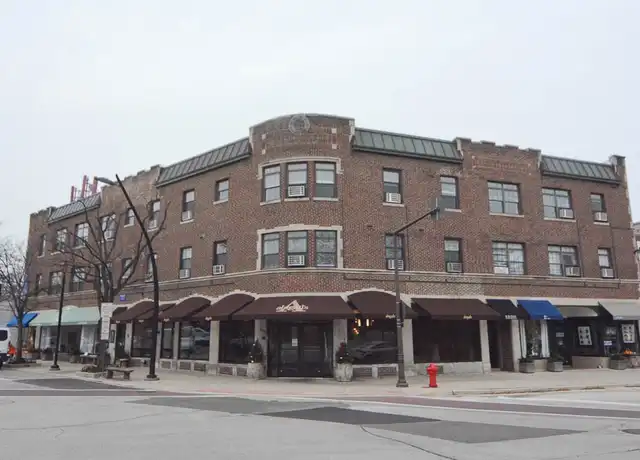 Property at 720 Saint Johns Ave Unit 12, Highland Park, IL, 60035, 1 bed, 1 bath, [object Object]